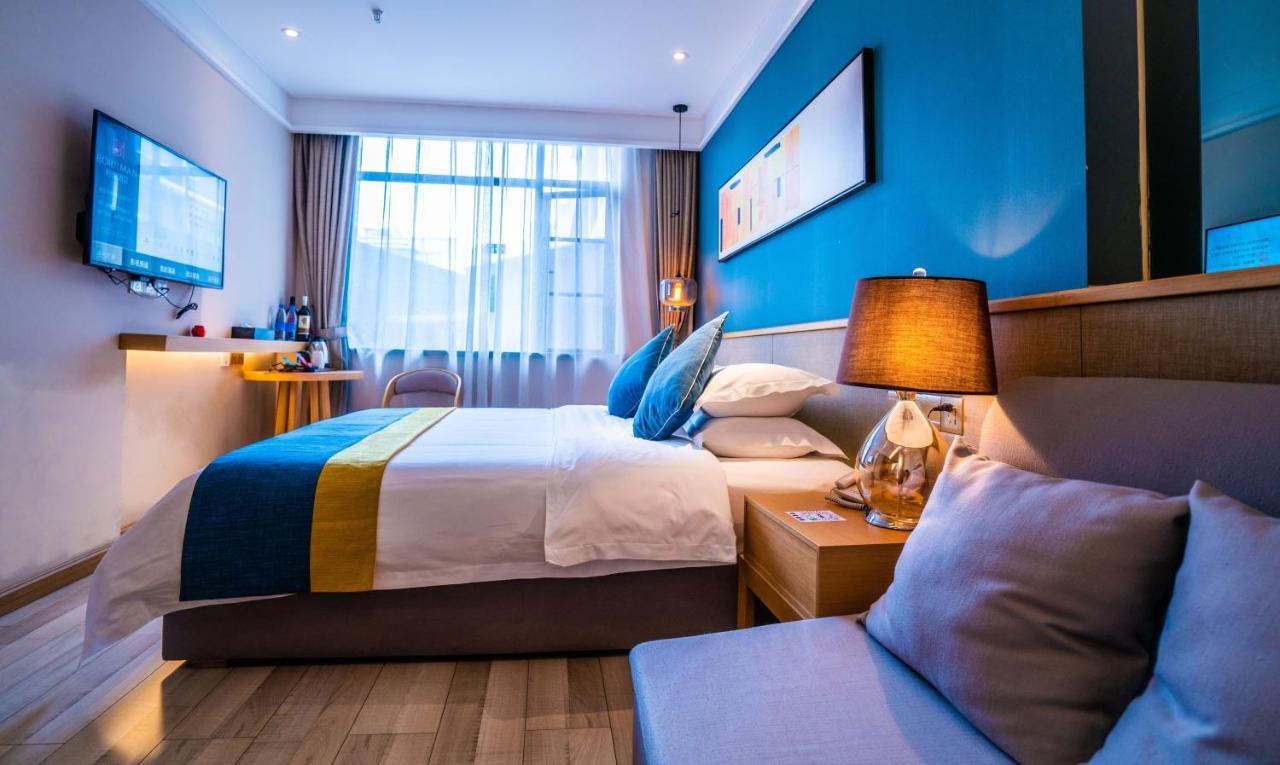 Qifan Hotel Kunming Train Station Branch Экстерьер фото